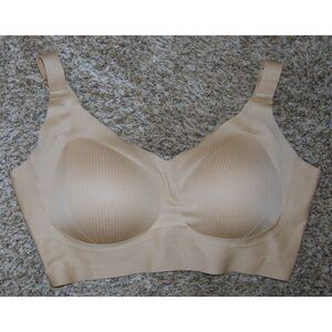 NEW Beige Plus Size Full Coverage Seamless Push Up Wirefree Jelly Bra BODCURVEN